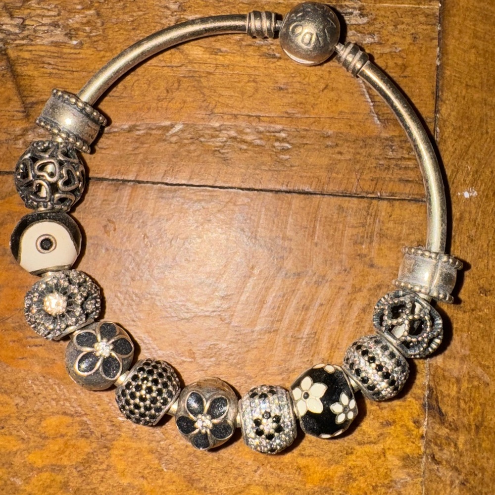 Pandora Bangle